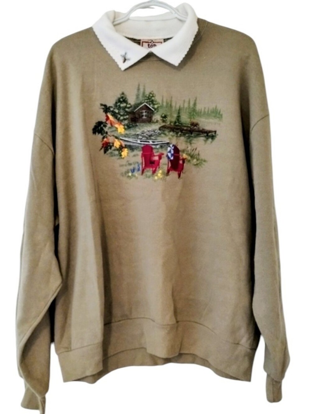 Vintage Morning Sun Embroidered Fall Cozy Cabin  Sweatshirt Made In USA